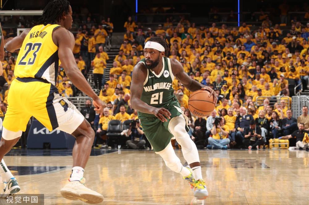 连续数年的 连续数年的